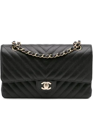 CHANEL 2018-2019 Medium Classic Chevron Caviar Double Flap shoulder bag