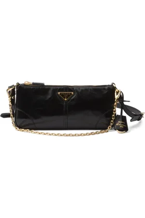 Prada Medium Re-Edition 2002 shoulder bag