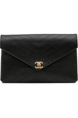 CHANEL 2018 CC Chevron Calfskin Envelope clutch bag