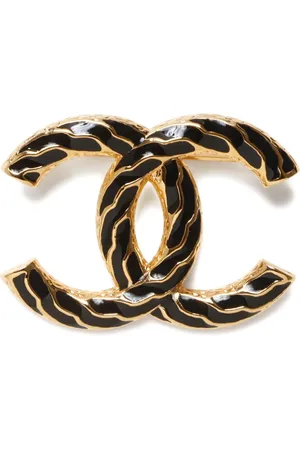 CHANEL 2024 interlocking CC brooch