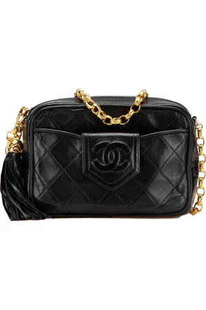 CHANEL Hobo Bags - 1989-1991 CC Quilted Lambskin Tassel Camera Bag - Gr. unisize - in - für Damen