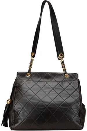 CHANEL Hobo Bags - 1994-1996 Quilted Lambskin Tassel Chain Shoulder B - Gr. unisize - in - für Damen