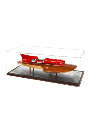 FERRARI Motorboot Arno XI im Maßstab 1:8 in limitierter Auflage