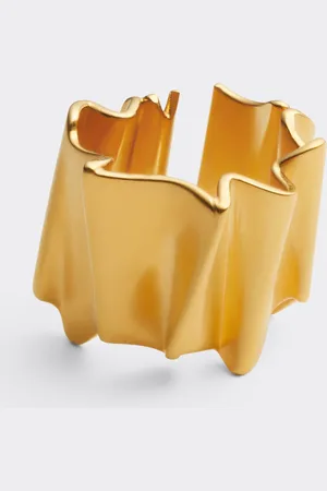 FERRARI Ring aus Messing mit satinierter Goldoberfläche