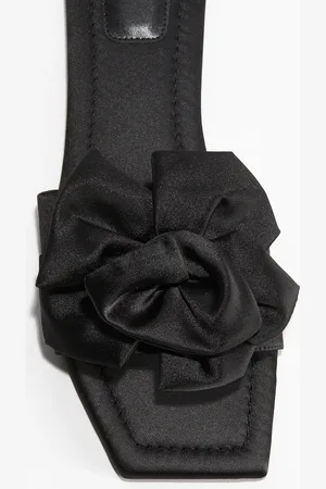H&M Satinsandalen mit Applikation - - Damen