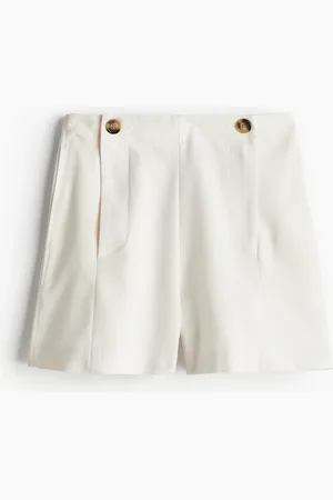 H&M Shorts mit Zierknöpfen - Weiß - Damen