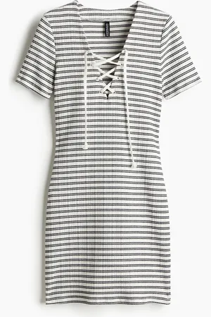H&M Bodycon-Kleid mit Schnürung - - Damen