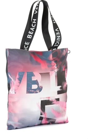 Venice Beach Shopper
