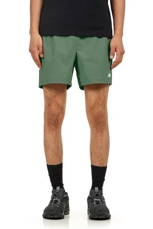 New Balance Athletics Stretch Woven Short 5"