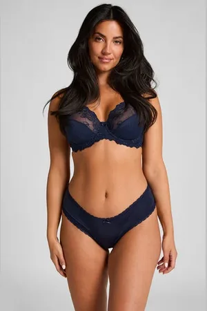 Hunkemöller Brazilian in V-Form London