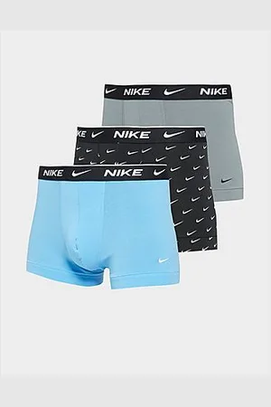 Nike 3er
