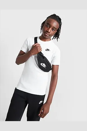 Nike Sportswear Older Kids