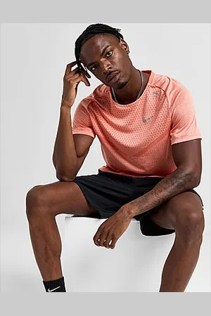 Nike TechKnit T
