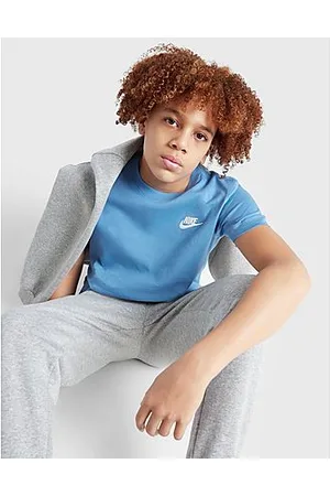 Nike Small Logo T