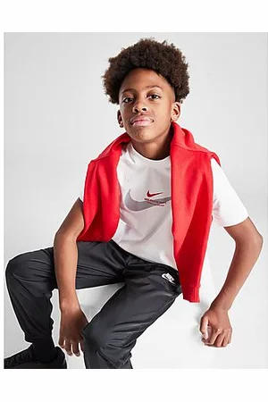 Nike Swoosh T
