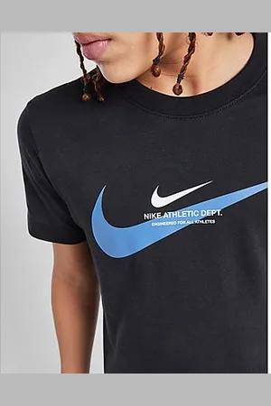 Nike Swoosh T
