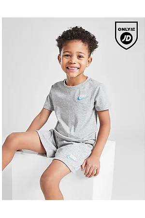 Nike Essential T