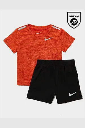 Nike Miler T