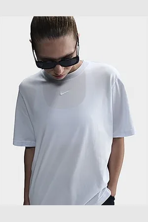 Nike Plus Size Sportswear Essential Boyfriend T