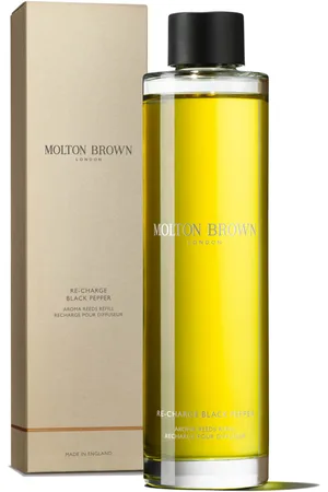 Molton Brown Re-Charge Black Pepper Aroma Reeds Refill 150ml