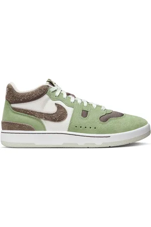 Nike Sneakers „attack“