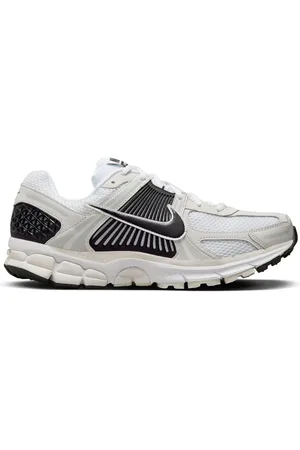 Nike Sneakers "zoom Vomero 5"