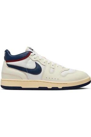 Nike Sneakers „attack“