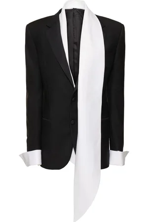 BETTTER Truman Hourglass Blazer