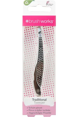 Brushworks Traditional Tweezer