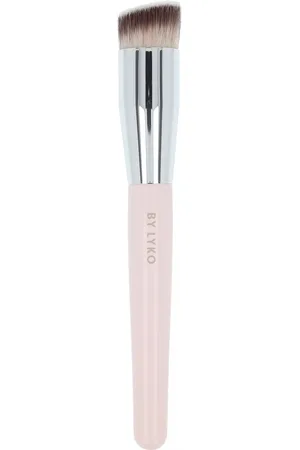 By Lyko Angled Foundation Brush