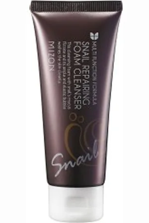 Mizon Snail Repairing Foam Cleanser