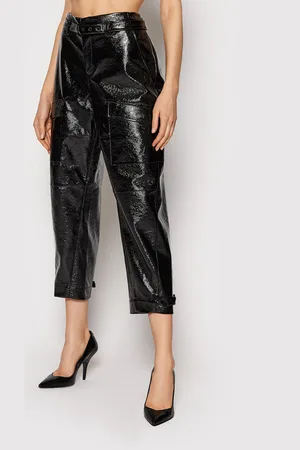 Ted Baker Hose aus Kunstleder Vinala 256835 Cropped Fit