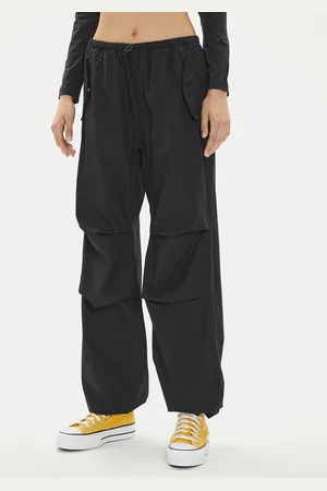 Converse Stoffhose W Parachute Pant 10026399-A01 Loose Fit