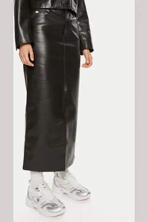 Calvin Klein Rock aus Kunstleder J20J223547 Regular Fit