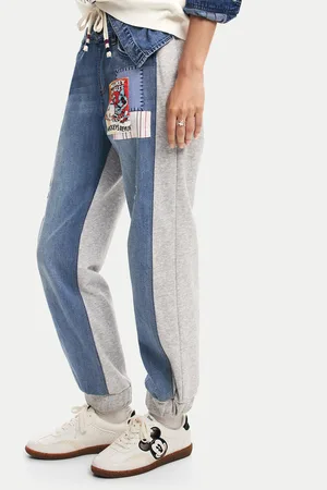 Desigual Joggers 24WWDD89 Regular Fit