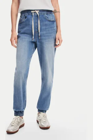 Desigual Jeans Caliope 24WWDD83 Regular Fit