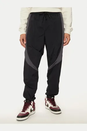 Nike Jogginghose FN5850 Regular Fit