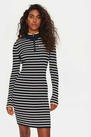 Tommy Hilfiger Strickkleid DW0DW19836 Slim Fit