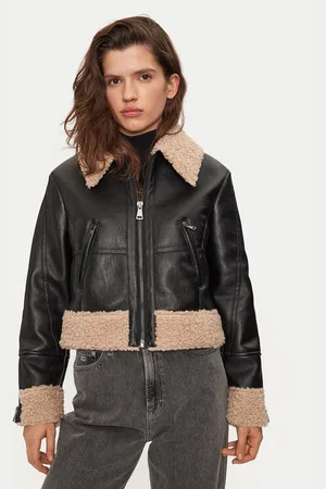 Sisley Jacke aus Kunstleder 2YJVLN04W Regular Fit