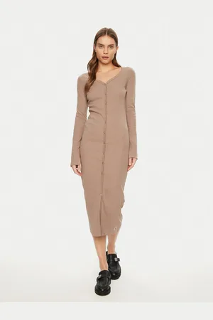 Calvin Klein Kleid für den Alltag J20J224830 Slim Fit