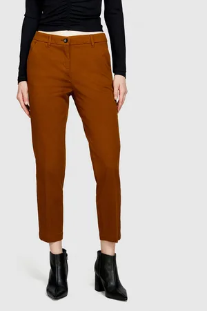 Sisley Chinos 48M855BK7 Slim Fit