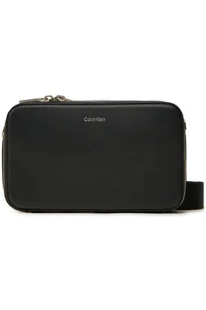 Calvin Klein Umhängetasche Ck Sleek Camera Bag K50K512750