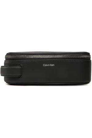 Calvin Klein Kosmetiktasche Ck Sleek Washbag W/Hanger K50K512803