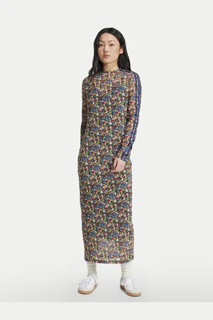 adidas Kleid für den Alltag Liberty London Mesh JC7773 Slim Fit
