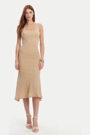 Bardot Coctailkleid 57998DB7 Regular Fit