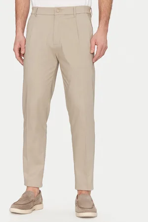 Calvin Klein Chinos K10K114104 Tapered Fit