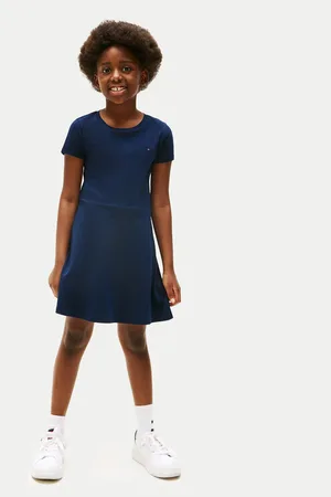 Tommy Hilfiger Kleid für den Alltag Essential KG0KG08487 D Regular Fit