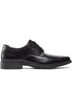 Clarks Halbschuhe Tilden Plain 261103507
