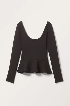 Monki Slim Fit Long Sleeve Peplum Top
