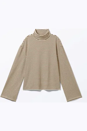 Monki Boxy Long-Sleeved Mock Turtleneck Top